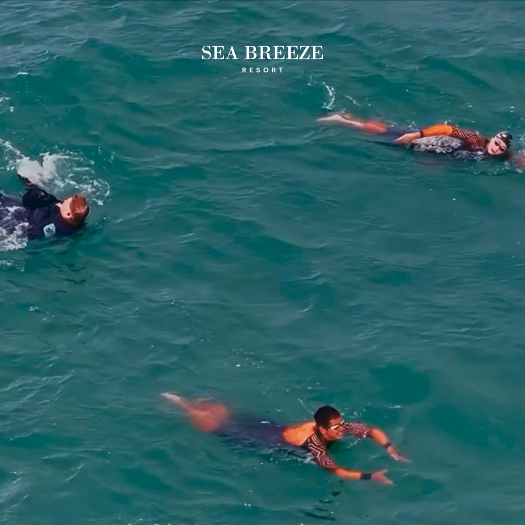 Famous adventurers swim across the Caspian Sea to Sea Breeze